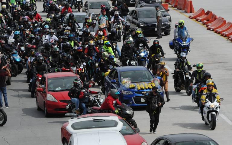 Caravana biker en honor a las v ctimas del accidente en la M xico